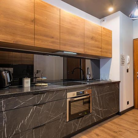 Wola Luxury Stay Warschau Buitenkant foto