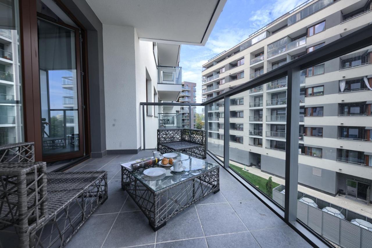 Wola Luxury Stay Warschau Buitenkant foto