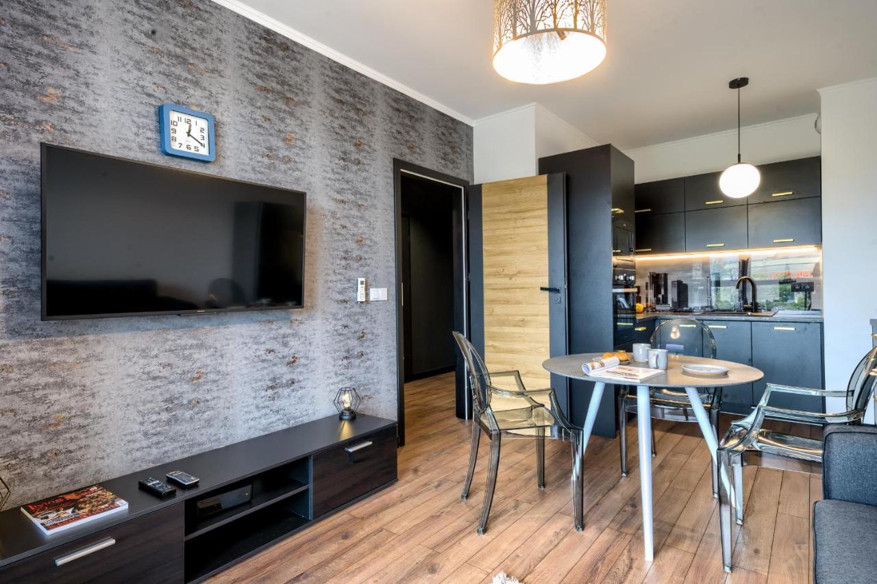Wola Luxury Stay Warschau Buitenkant foto