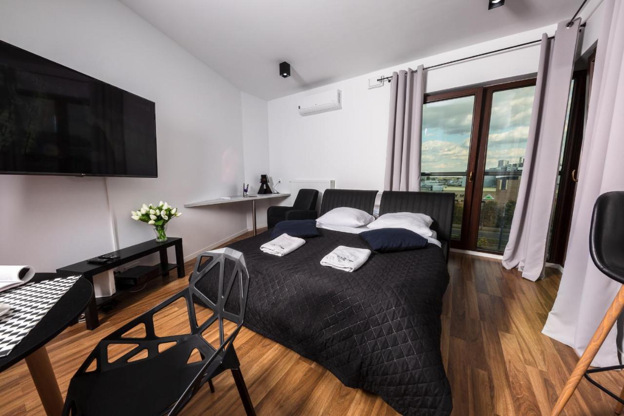 Wola Luxury Stay Warschau Buitenkant foto
