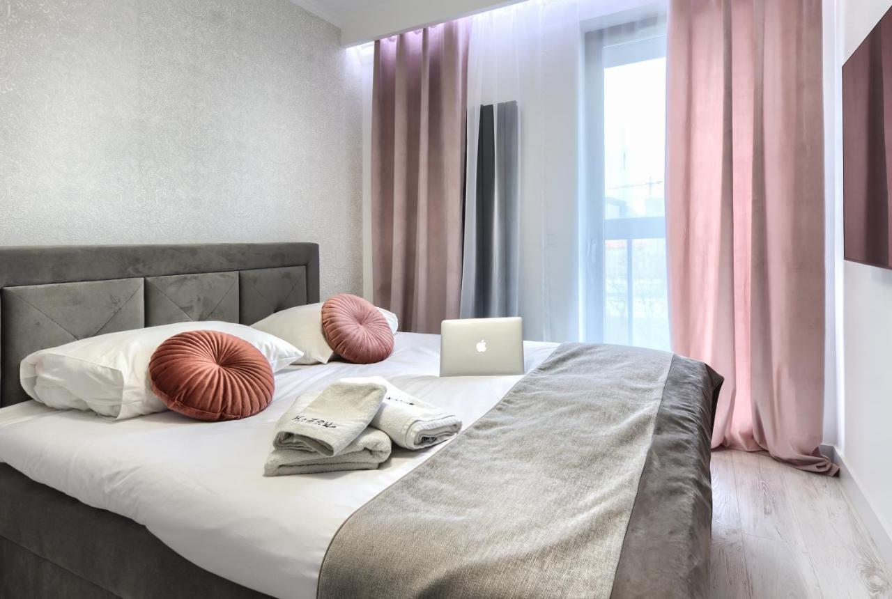 Wola Luxury Stay Warschau Buitenkant foto
