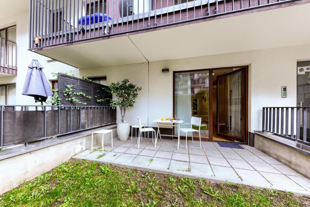 Wola Luxury Stay Warschau Buitenkant foto
