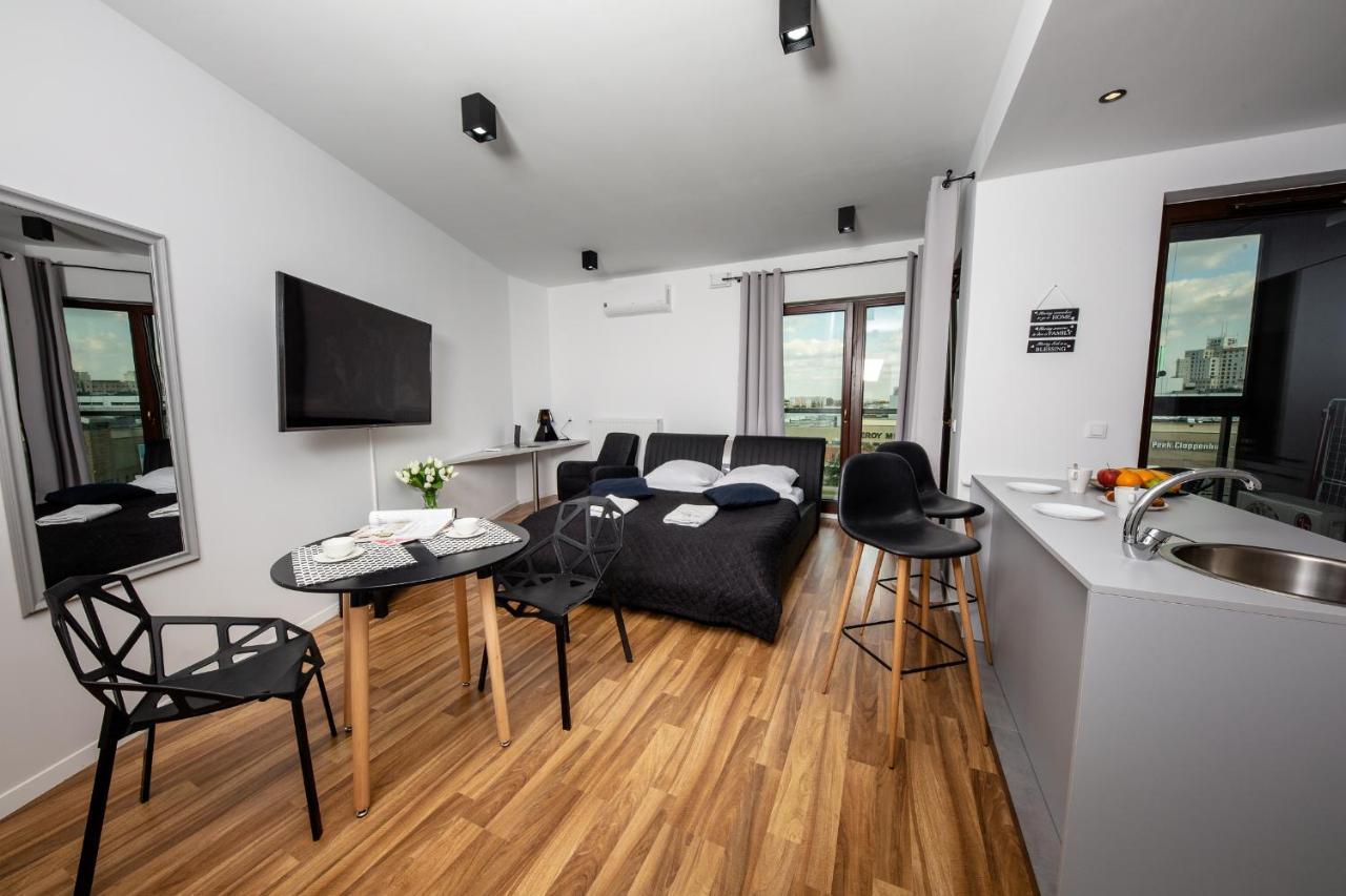 Wola Luxury Stay Warschau Buitenkant foto