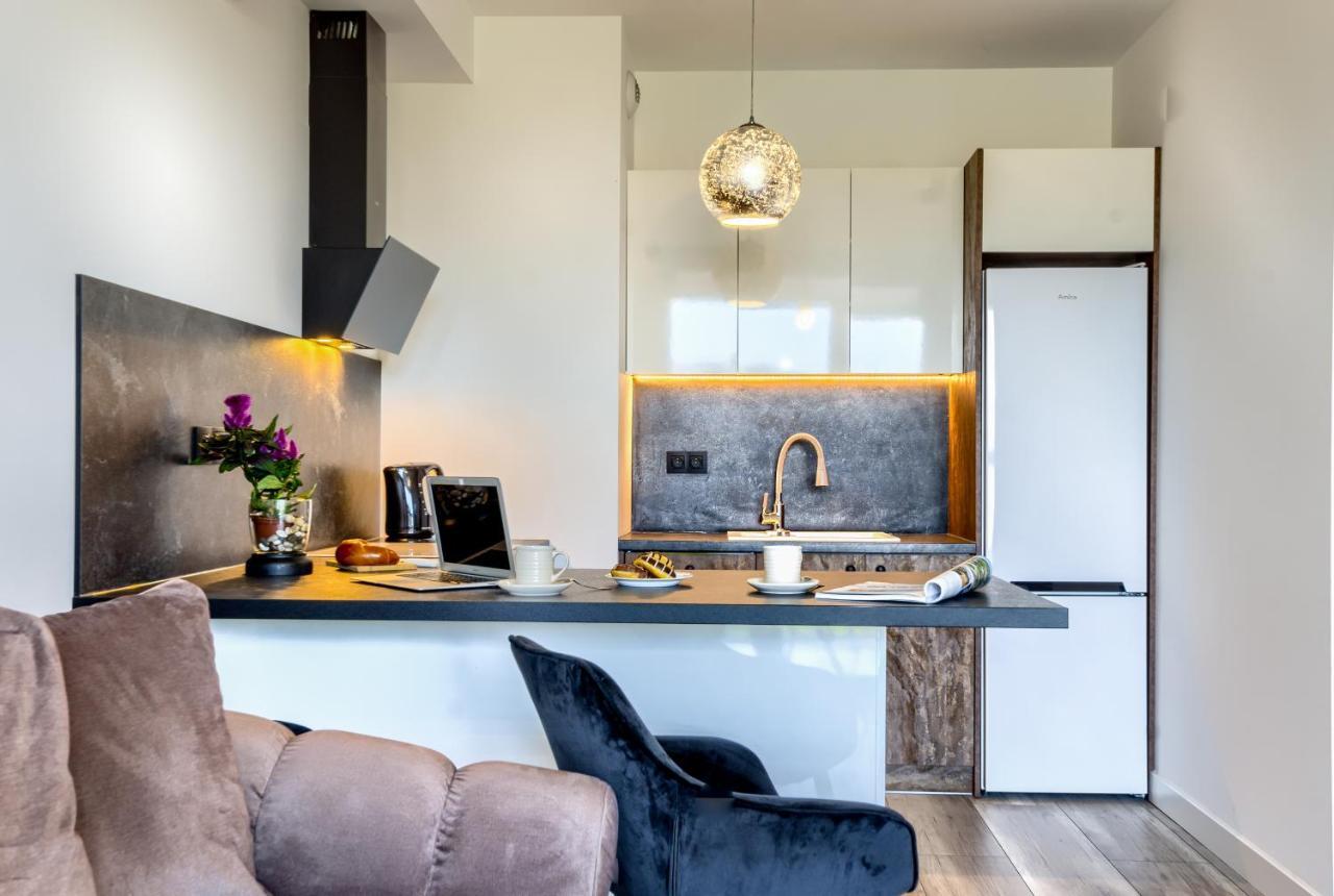 Wola Luxury Stay Warschau Buitenkant foto