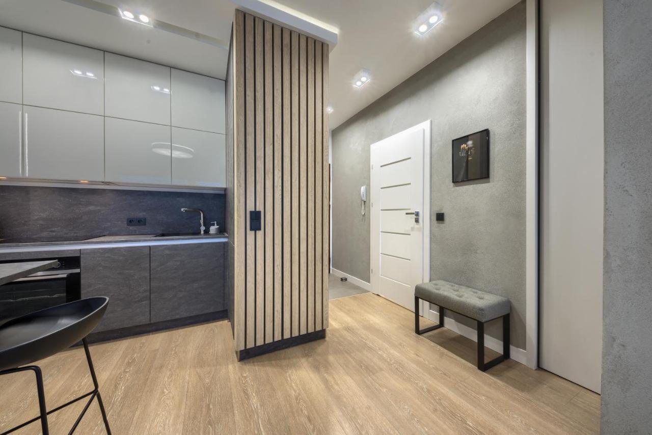 Wola Luxury Stay Warschau Buitenkant foto