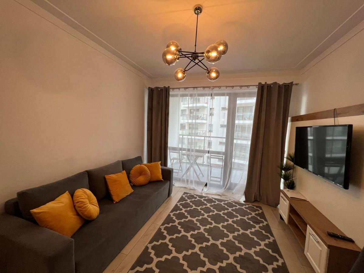 Wola Luxury Stay Warschau Buitenkant foto