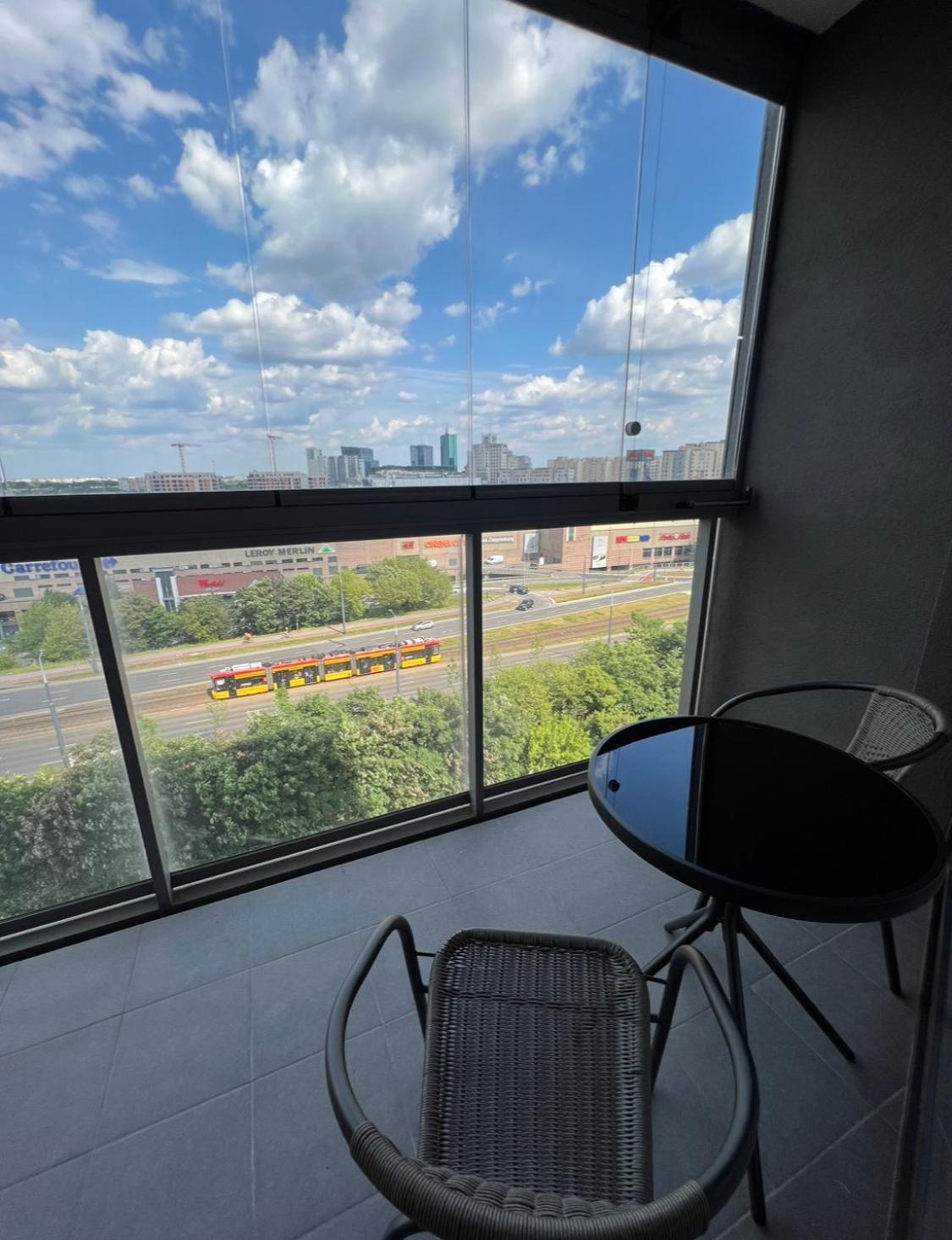 Wola Luxury Stay Warschau Buitenkant foto